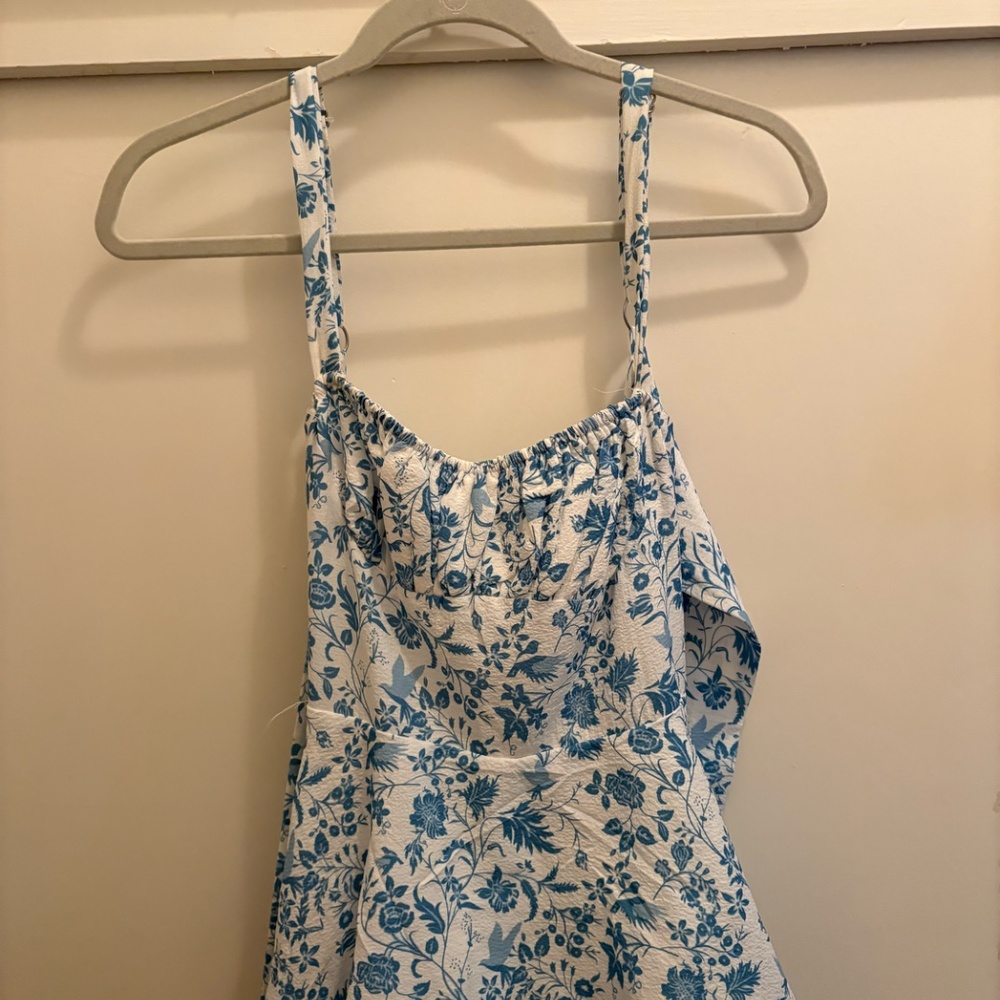 Hello Molly Floral Blue maxi dress // womens size 4 - Picture 3 of 5